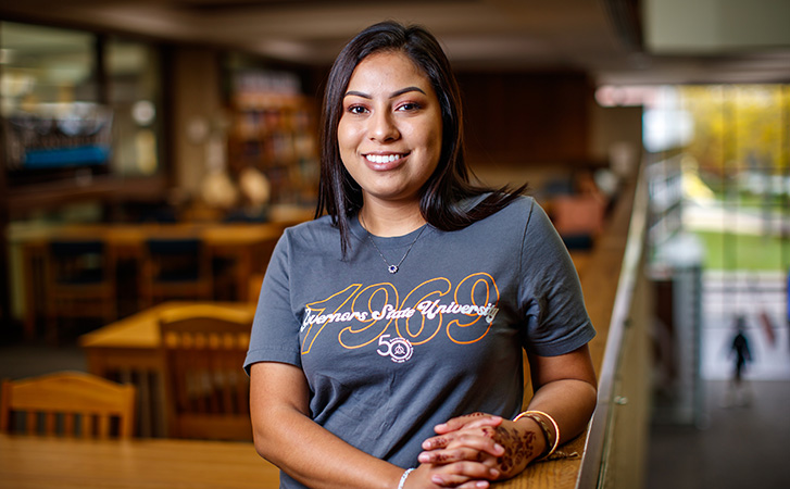 Bilingual Admissions Main Image Bilingual Admissions Main Image