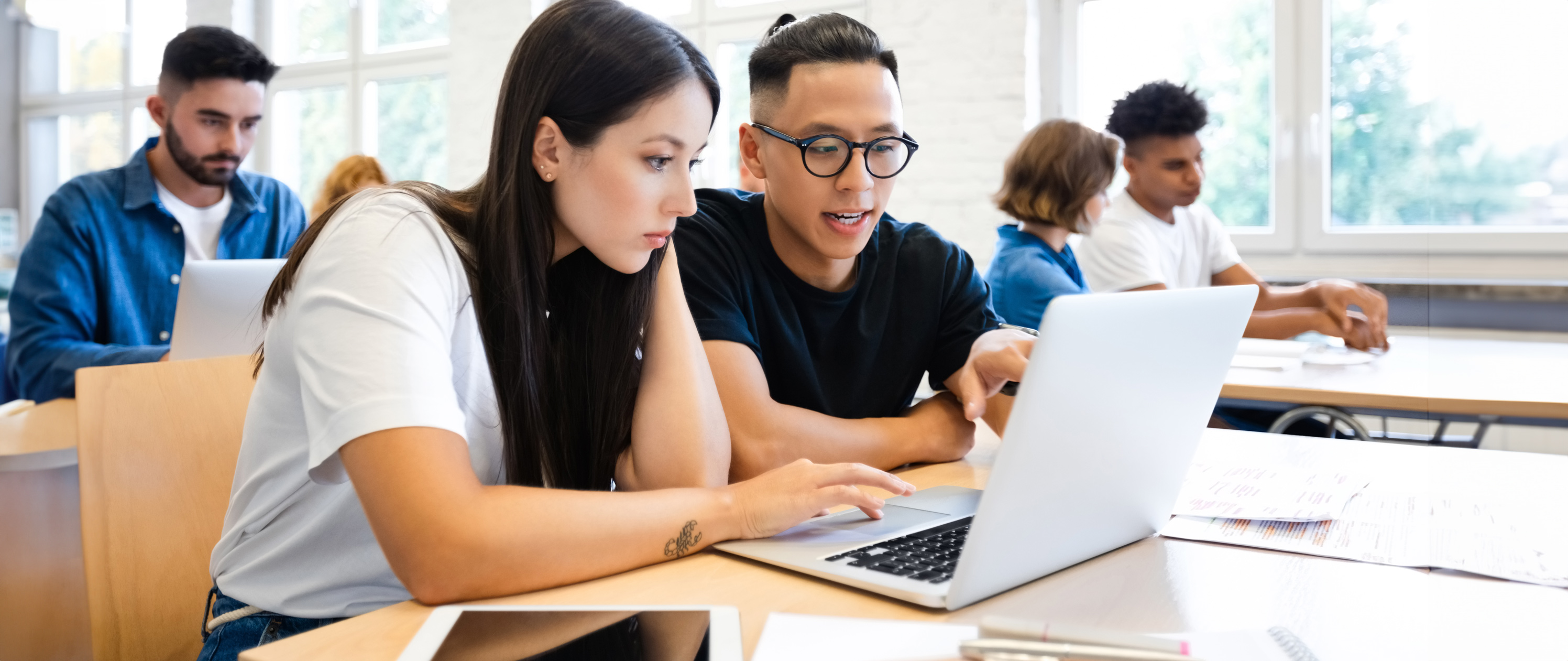 Students Applying for Financial Aid Online