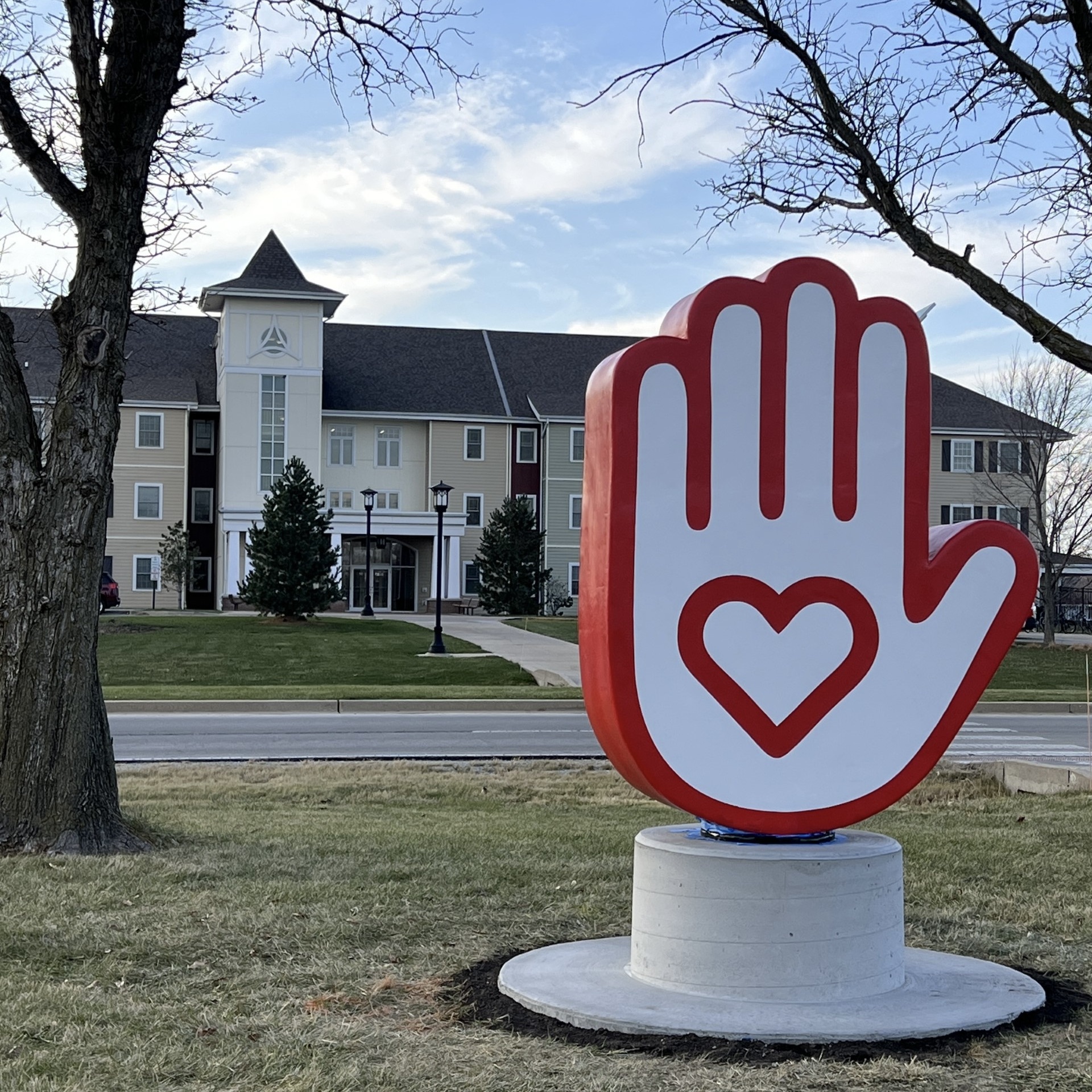 HandHeartPrairiePlace